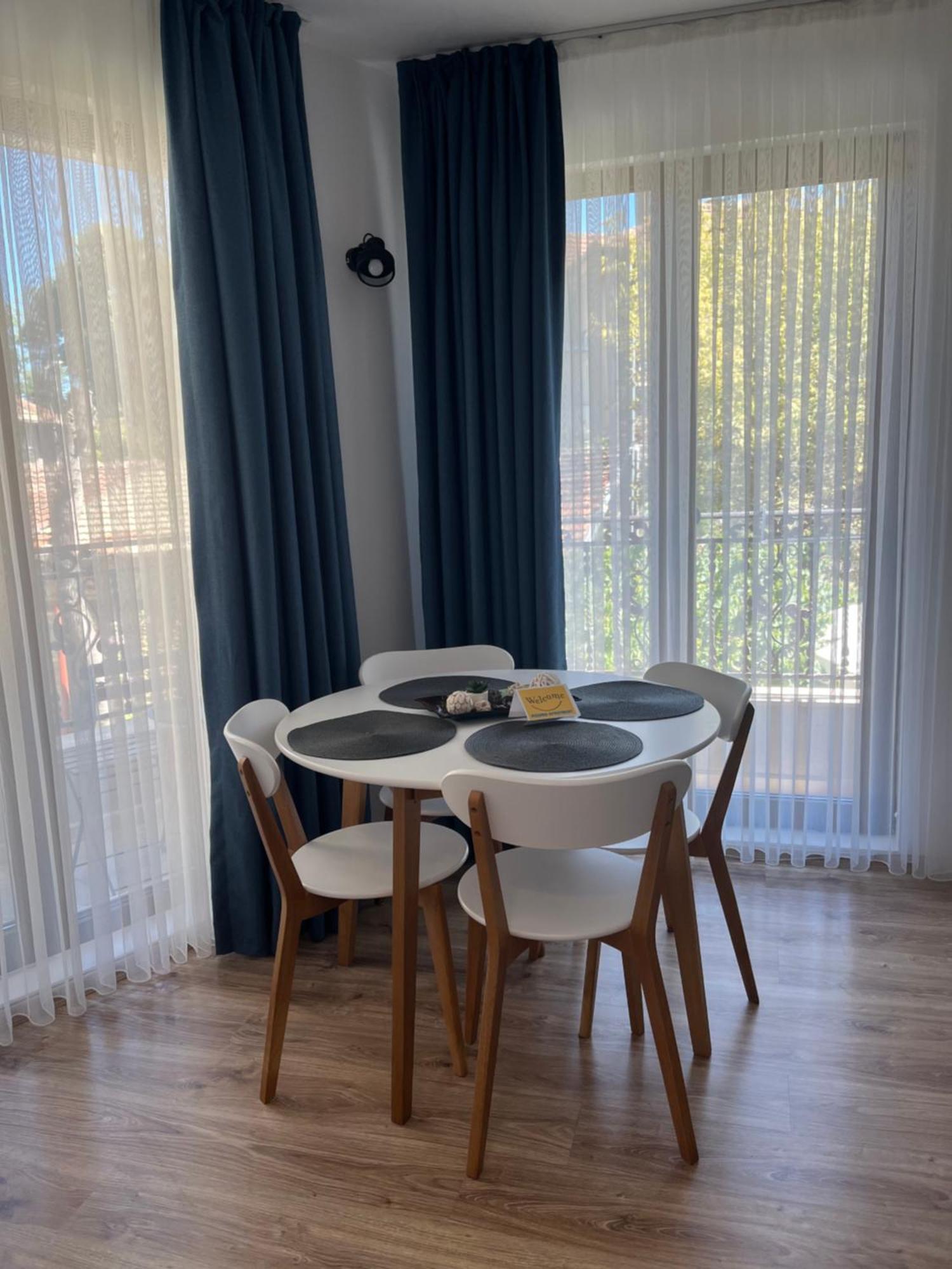 Azzurro Premium Apartment On Bulevard Bogoridi Burgas City Exterior foto